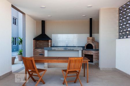 Apartamento para alugar com 43m², 2 quartos e 1 vagaÁrea comum - Churrasqueira