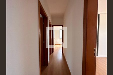 Apartamento à venda com 239m², 4 quartos e 3 vagasCorredor