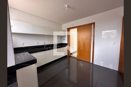 Apartamento à venda com 239m², 4 quartos e 3 vagasCozinha
