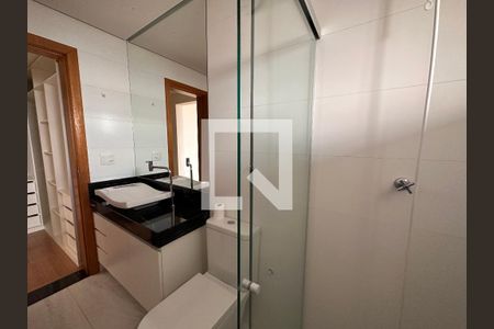 Apartamento à venda com 239m², 4 quartos e 3 vagasBanheiro