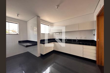 Apartamento à venda com 239m², 4 quartos e 3 vagasCozinha