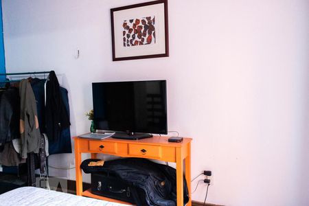 Casa à venda com 147m², 4 quartos e 2 vagas Casa à venda com 147m², 4 quartos e 2 vagasQuarto 4