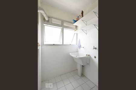 Apartamento para alugar com 72m², 2 quartos e 1 vaga Apartamento para alugar com 72m², 2 quartos e 1 vagaÁrea de Serviço