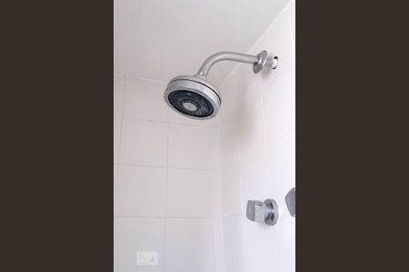 Apartamento para alugar com 72m², 2 quartos e 1 vaga Apartamento para alugar com 72m², 2 quartos e 1 vagaSuíte - Banheiro Detalhe