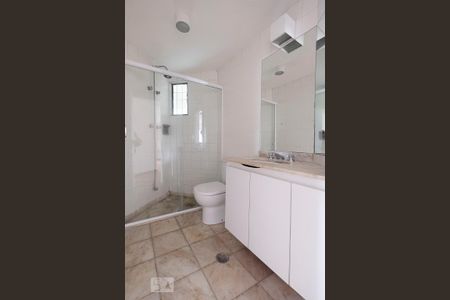 Apartamento para alugar com 72m², 2 quartos e 1 vaga Apartamento para alugar com 72m², 2 quartos e 1 vagaBanheiro Social