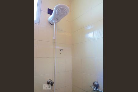 Casa à venda com 320m², 4 quartos e 4 vagasChuveiro