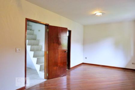 Casa à venda com 320m², 4 quartos e 4 vagasQuarto 1 - Suíte