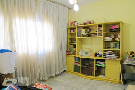 Casa à venda com 320m², 4 quartos e 4 vagasQuarto 3