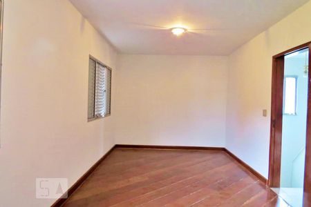 Casa à venda com 320m², 4 quartos e 4 vagasQuarto 1 - Suíte