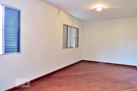 Casa à venda com 320m², 4 quartos e 4 vagasQuarto 1 - Suíte