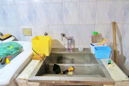 Casa à venda com 320m², 4 quartos e 4 vagasLavanderia