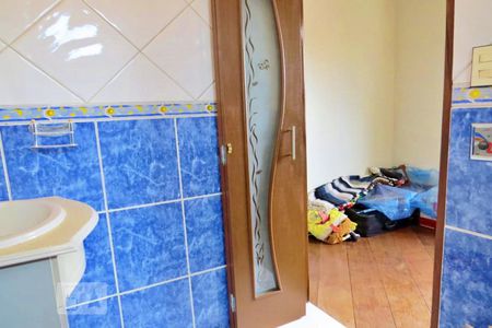 Casa à venda com 320m², 4 quartos e 4 vagasBanheiro da Suíte 2