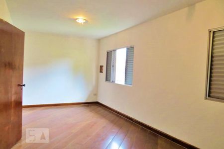 Casa à venda com 320m², 4 quartos e 4 vagasQuarto 1 - Suíte