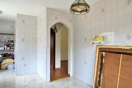 Casa à venda com 320m², 4 quartos e 4 vagasCozinha