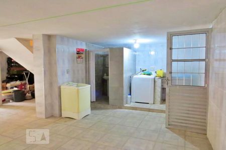 Casa à venda com 320m², 4 quartos e 4 vagasDetalhe da area de serviço