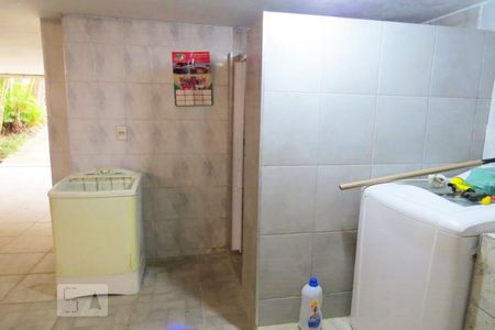 Casa à venda com 320m², 4 quartos e 4 vagasDetalhe da area de serviço