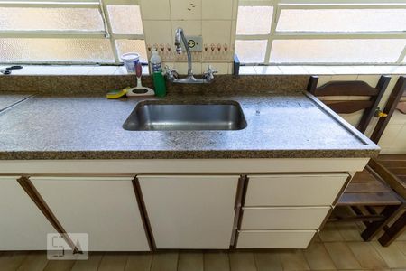 Casa à venda com 225m², 4 quartos e 2 vagasCozinha