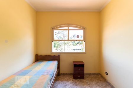 Casa à venda com 225m², 4 quartos e 2 vagasQuarto 4