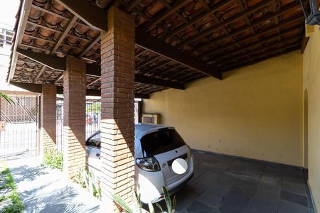 Casa à venda com 225m², 4 quartos e 2 vagasGaragem