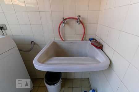 Casa à venda com 225m², 4 quartos e 2 vagasLavanderia