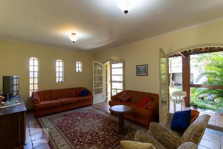 Sala de Estar de casa à venda com 4 quartos, 225m² em Vila Moinho Velho, São Paulo