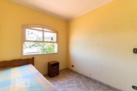 Casa à venda com 225m², 4 quartos e 2 vagasQuarto 4