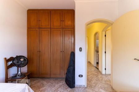 Casa à venda com 225m², 4 quartos e 2 vagasQuarto 3