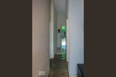 Sala - Corredor de casa para alugar com 2 quartos, 60m² em Penha, Rio de Janeiro