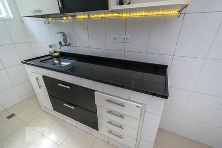 Casa para alugar com 60m², 2 quartos e 2 vagas Casa para alugar com 60m², 2 quartos e 2 vagasCozinha