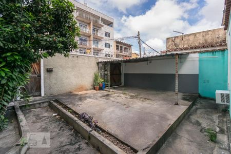 Casa para alugar com 60m², 2 quartos e 2 vagas Casa para alugar com 60m², 2 quartos e 2 vagasÁrea Externa