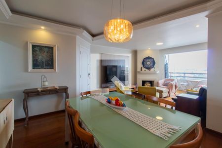 Apartamento à venda com 120m², 4 quartos e 1 vagaSala