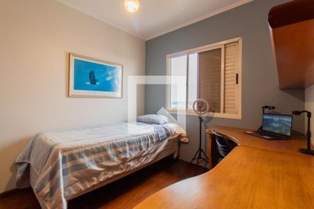 Apartamento à venda com 120m², 4 quartos e 1 vagaQuarto 2