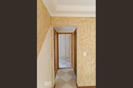 Corredor de apartamento para alugar com 2 quartos, 67m² em Saúde, São Paulo