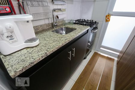 Apartamento à venda com 74m², 2 quartos e 1 vagaCozinha
