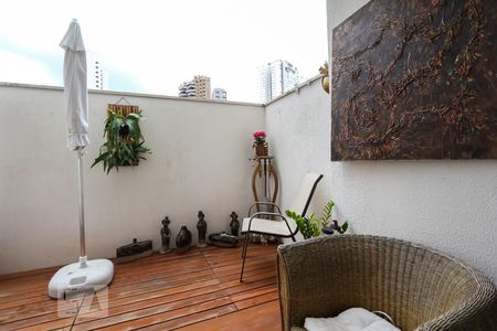 Apartamento à venda com 74m², 2 quartos e 1 vagaVaranda da sala