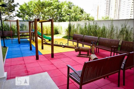 Apartamento à venda com 74m², 2 quartos e 1 vagaÁrea comum