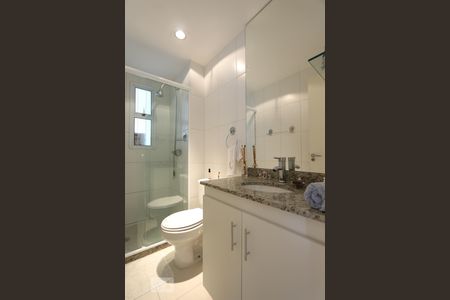 Apartamento à venda com 74m², 2 quartos e 1 vagaBanheiro