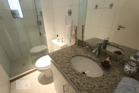 Apartamento à venda com 74m², 2 quartos e 1 vagaBanheiro