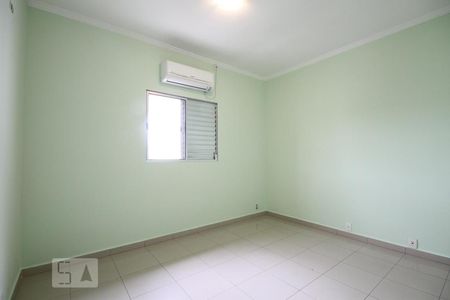 Quarto 2 de casa à venda com 3 quartos, 150m² em Jardim da Glória, São Paulo