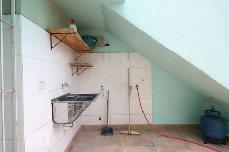 Casa à venda com 150m², 3 quartos e 2 vagasÁrea de serviço