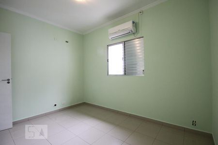Casa à venda com 150m², 3 quartos e 2 vagasQuarto 2