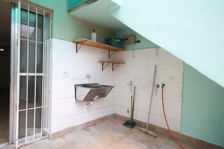 Casa à venda com 150m², 3 quartos e 2 vagasÁrea de serviço