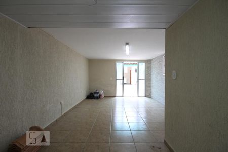 Casa à venda com 150m², 3 quartos e 2 vagasSalão