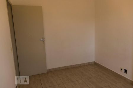 Apartamento para alugar com 98m², 2 quartos e 1 vagaQuarto 2 (foto 4)