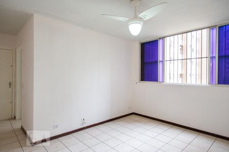 Sala de apartamento para alugar com 2 quartos, 54m² em Setor Oeste, Goiânia
