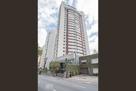 Apartamento para alugar com 37m², 1 quarto e 1 vaga Apartamento para alugar com 37m², 1 quarto e 1 vagaFachada