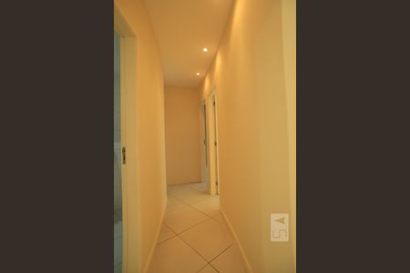 Corredor de apartamento para alugar com 2 quartos, 70m² em Tijuca, Rio de Janeiro