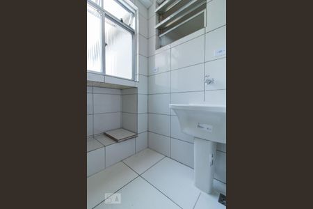Apartamento para alugar com 67m², 2 quartos e 1 vagaÁrea de Serviço
