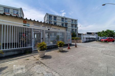 Apartamento para alugar com 67m², 2 quartos e 1 vagaFachada do Condomínio