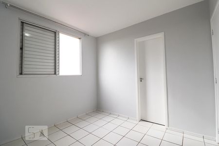 Quarto 1 de apartamento para alugar com 2 quartos, 56m² em Setor Goiânia 2, Goiânia